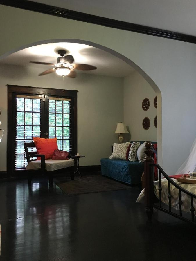 Heavenly Suite In Little Havana Free Parking Miami Exterior photo